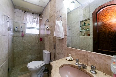 Apartamento à venda com 130m², 4 quartos e 2 vagasBanheiro Social
