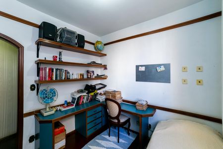 Apartamento à venda com 130m², 4 quartos e 2 vagasQuarto 1