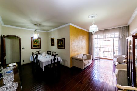 Apartamento à venda com 4 quartos, 130m² em Lourdes, Belo Horizonte