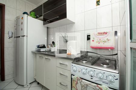 Cozinha de apartamento para alugar com 2 quartos, 64m² em Vila Bertioga, São Paulo