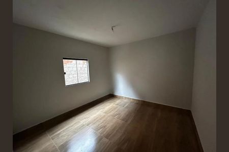 Quarto de casa para alugar com 2 quartos, 70m² em Mansour, Uberlândia