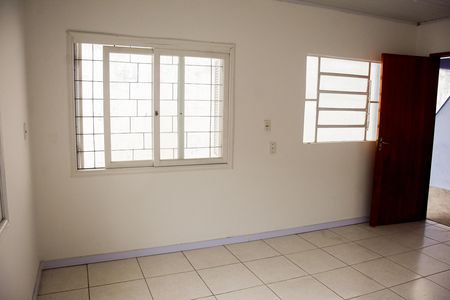 Sala de casa para alugar com 2 quartos, 40m² em Vila Parque Brasilia, Cachoeirinha