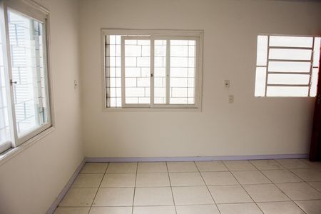 Casa para alugar com 40m², 2 quartos e 1 vaga Casa para alugar com 40m², 2 quartos e 1 vagaSala