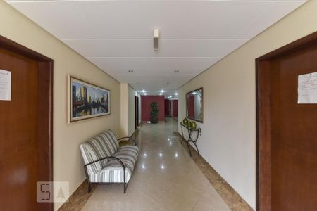 Apartamento à venda com 98m², 3 quartos e 1 vaga Apartamento à venda com 98m², 3 quartos e 1 vagaÁrea comum - Hall