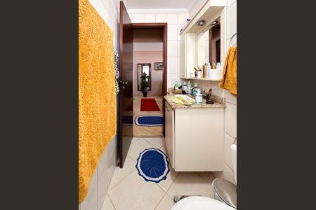Apartamento à venda com 98m², 3 quartos e 1 vaga Apartamento à venda com 98m², 3 quartos e 1 vagaBanheiro Social