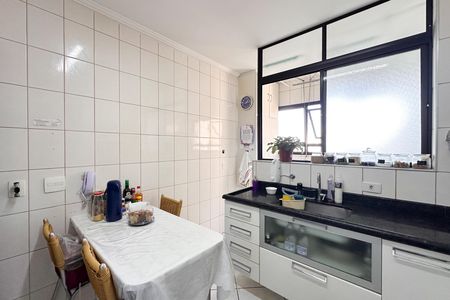 Apartamento à venda com 98m², 3 quartos e 1 vaga Apartamento à venda com 98m², 3 quartos e 1 vagaCozinha