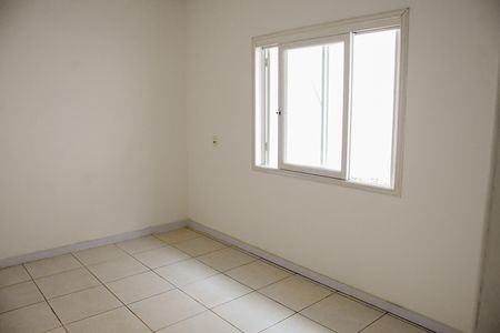Quarto 2 de casa para alugar com 2 quartos, 40m² em Vila Parque Brasilia, Cachoeirinha