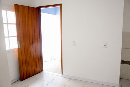 Sala de casa para alugar com 2 quartos, 40m² em Vila Parque Brasilia, Cachoeirinha