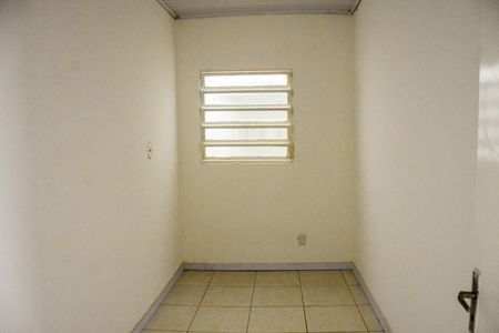 Quarto de casa para alugar com 2 quartos, 40m² em Vila Parque Brasilia, Cachoeirinha