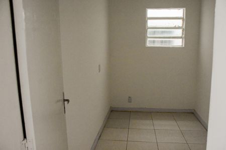 Casa para alugar com 40m², 2 quartos e 1 vaga Casa para alugar com 40m², 2 quartos e 1 vagaQuarto