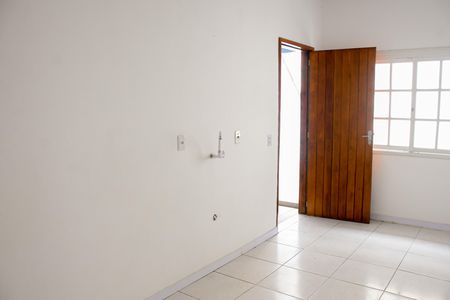 Casa para alugar com 40m², 2 quartos e 1 vaga Casa para alugar com 40m², 2 quartos e 1 vagaSala/Cozinha