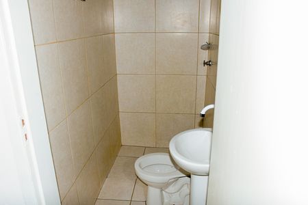 Casa para alugar com 25m², 1 quarto e sem vaga Casa para alugar com 25m², 1 quarto e sem vagaBanheiro