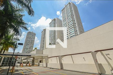 Apartamento para alugar com 155m², 3 quartos e 3 vagas Apartamento para alugar com 155m², 3 quartos e 3 vagasFachada