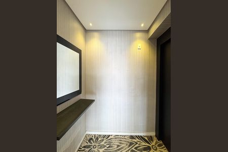 Apartamento para alugar com 155m², 3 quartos e 3 vagas Apartamento para alugar com 155m², 3 quartos e 3 vagasHall