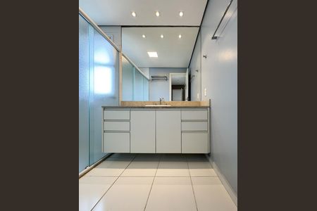 Apartamento para alugar com 155m², 3 quartos e 3 vagas Apartamento para alugar com 155m², 3 quartos e 3 vagasBanheiro - Suíte 3