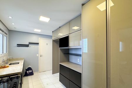 Apartamento para alugar com 155m², 3 quartos e 3 vagas Apartamento para alugar com 155m², 3 quartos e 3 vagasCozinha