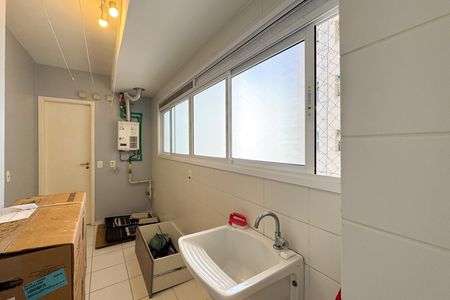 Apartamento para alugar com 155m², 3 quartos e 3 vagas Apartamento para alugar com 155m², 3 quartos e 3 vagasÁrea de Serviço