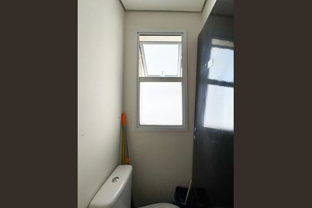 Apartamento para alugar com 155m², 3 quartos e 3 vagas Apartamento para alugar com 155m², 3 quartos e 3 vagasBanheiro de serviço