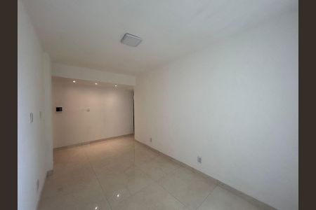Sala de apartamento para alugar com 1 quarto, 44m² em Marechal Rondon, Canoas