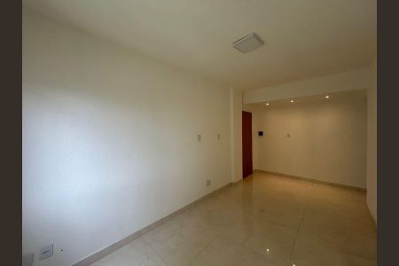 Sala de apartamento para alugar com 1 quarto, 44m² em Marechal Rondon, Canoas