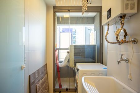 Área de Serviço de apartamento para alugar com 2 quartos, 54m² em Indianópolis, São Paulo