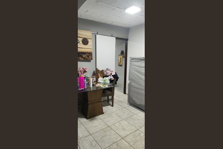 Sala de kitnet/studio para alugar com 2 quartos, 50m² em Sagrada Família, Belo Horizonte