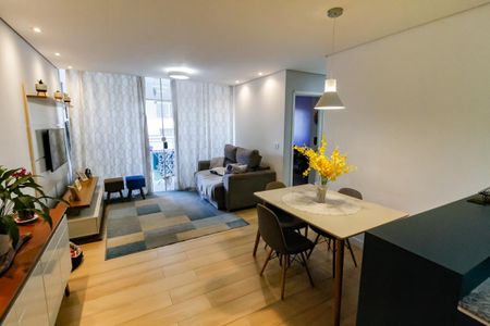 Apartamento para alugar com 64m², 2 quartos e 2 vagas Apartamento para alugar com 64m², 2 quartos e 2 vagasSala