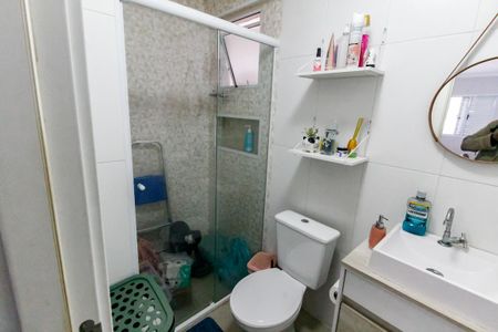 Apartamento para alugar com 64m², 2 quartos e 2 vagas Apartamento para alugar com 64m², 2 quartos e 2 vagasBanheiro da Suíte
