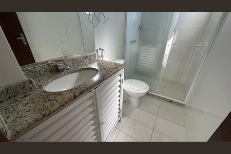Apartamento para alugar com 89m², 3 quartos e 1 vaga Apartamento para alugar com 89m², 3 quartos e 1 vagaBanheiro quarto 1