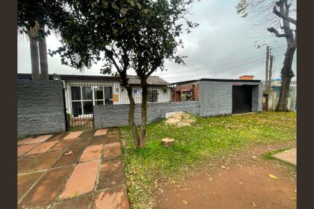 Casa à venda com 100m², 2 quartos e 1 vaga Casa à venda com 100m², 2 quartos e 1 vagaPlaca instalada em 30/06/2026 com o código VZOE-14