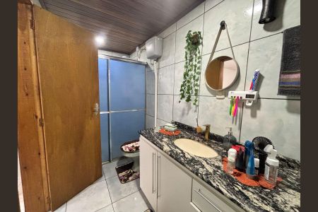 Casa à venda com 100m², 2 quartos e 1 vaga