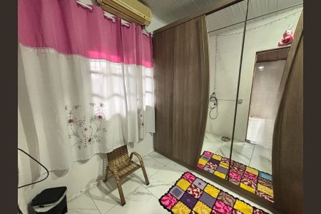 Casa à venda com 100m², 2 quartos e 1 vaga