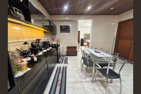 Casa à venda com 100m², 2 quartos e 1 vaga