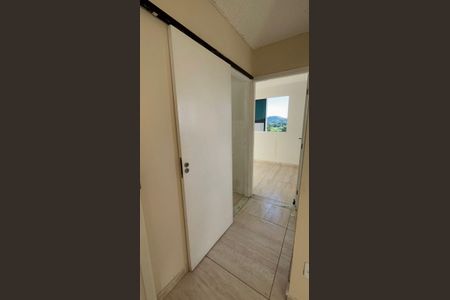 Quarto 2 de apartamento para alugar com 2 quartos, 40m² em Santa Cruz, Rio de Janeiro