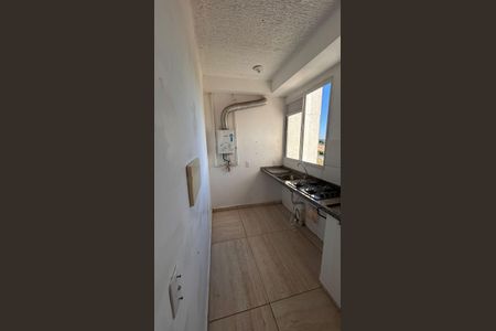 Cozinha de apartamento para alugar com 2 quartos, 40m² em Santa Cruz, Rio de Janeiro