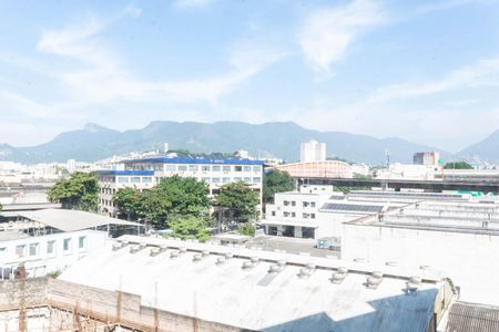 Apartamento à venda com 73m², 2 quartos e 1 vagaVista área de Serviço