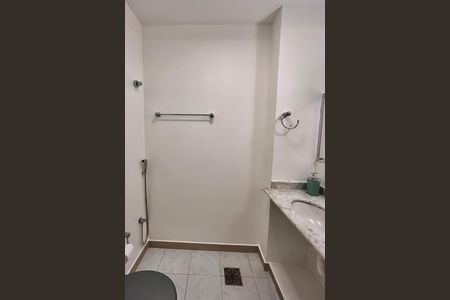 Apartamento para alugar com 90m², 3 quartos e 1 vaga Apartamento para alugar com 90m², 3 quartos e 1 vagaBanheiro social