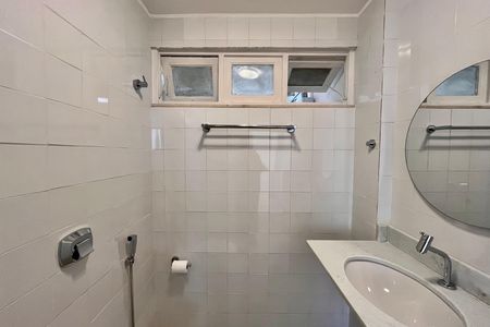 Apartamento para alugar com 90m², 3 quartos e 1 vaga Apartamento para alugar com 90m², 3 quartos e 1 vagaBanheiro da Suíte