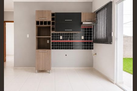 Casa para alugar com 53m², 2 quartos e sem vagaSala / Cozinha 