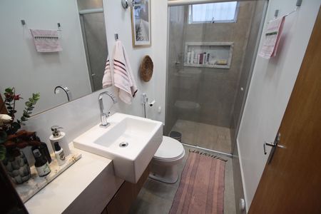 Apartamento à venda com 70m², 3 quartos e 1 vagaBanheiro