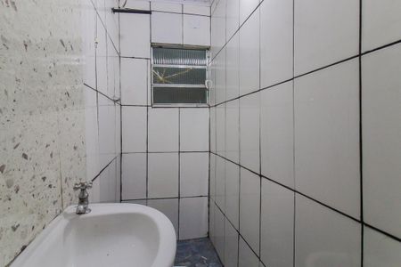 Casa para alugar com 45m², 1 quarto e sem vaga