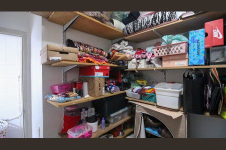 Apartamento para alugar com 67m², 2 quartos e 1 vaga Apartamento para alugar com 67m², 2 quartos e 1 vagaDespensa