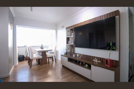 Sala de apartamento para alugar com 2 quartos, 67m² em Vila Ema, São Paulo