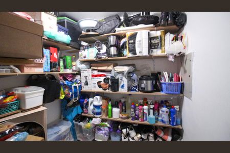 Apartamento para alugar com 67m², 2 quartos e 1 vaga Apartamento para alugar com 67m², 2 quartos e 1 vagaDespensa