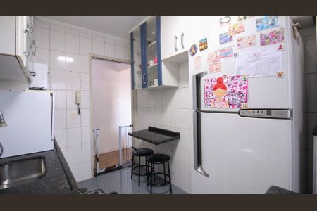 Cozinha de apartamento para alugar com 2 quartos, 67m² em Vila Ema, São Paulo