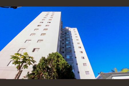 Apartamento para alugar com 67m², 2 quartos e 1 vaga