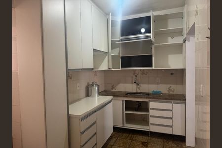 Cozinha de apartamento à venda com 3 quartos, 86m² em Nova Gameleira, Belo Horizonte