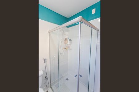 Apartamento à venda com 75m², 2 quartos e 1 vaga Apartamento à venda com 75m², 2 quartos e 1 vagaBanheiro Social