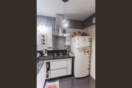 Apartamento à venda com 75m², 2 quartos e 1 vaga Apartamento à venda com 75m², 2 quartos e 1 vagaCozinha