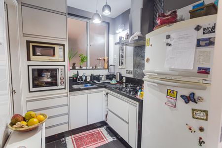 Cozinha de apartamento à venda com 2 quartos, 75m² em Carmo, Belo Horizonte